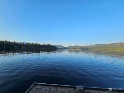 Home For Sale in Inchelium, Washington