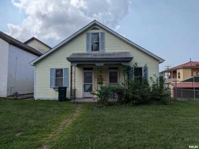 Home For Sale in Quincy, Illinois