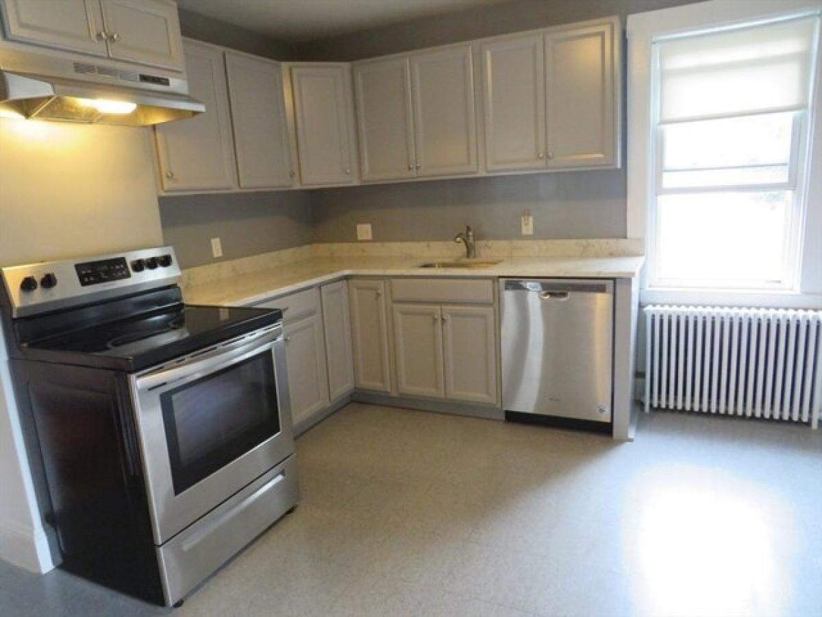 Picture of Apartment For Rent in Norwood, Massachusetts, United States