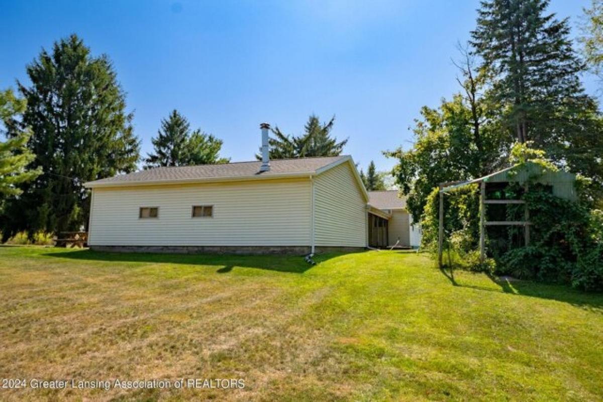 Picture of Home For Sale in Manitou Beach, Michigan, United States