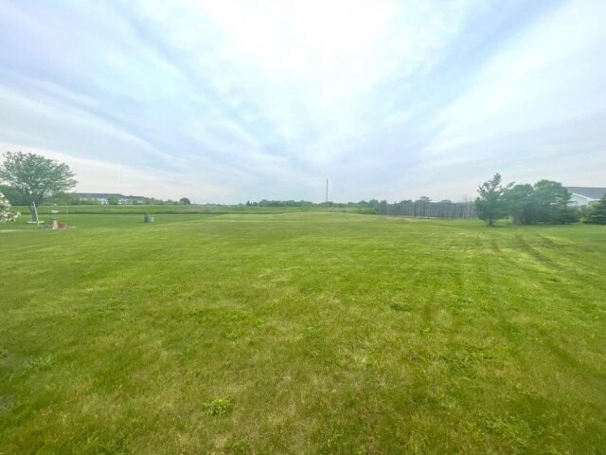 Picture of Residential Land For Sale in Sheboygan, Wisconsin, United States