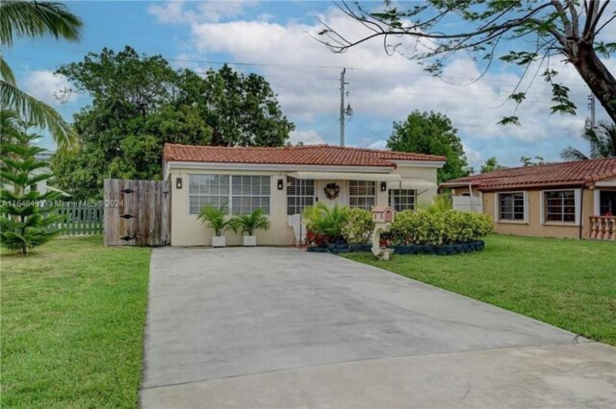 Picture of Home For Sale in North Miami Beach, Florida, United States