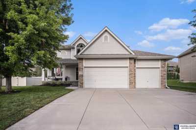 Home For Sale in Papillion, Nebraska