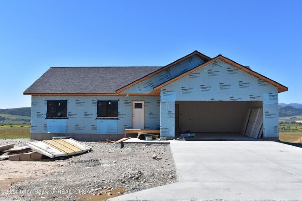 Picture of Home For Sale in Etna, Wyoming, United States