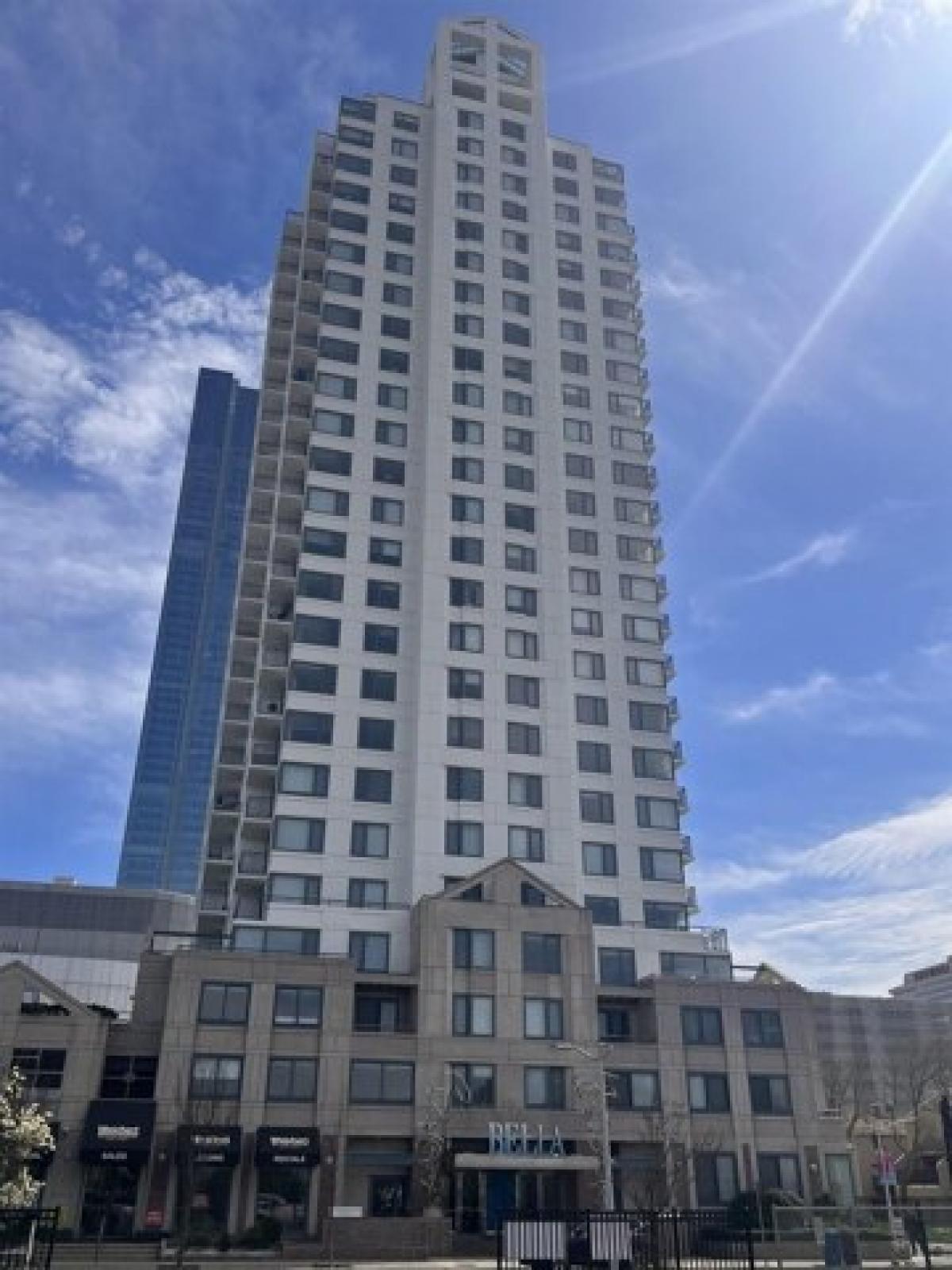 Picture of Home For Sale in Atlantic City, New Jersey, United States