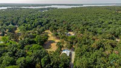 Home For Sale in Mabank, Texas