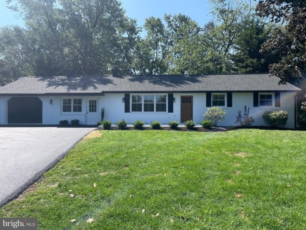 Picture of Home For Sale in Lititz, Pennsylvania, United States