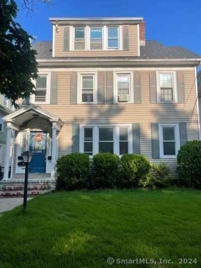 Home For Rent in West Haven, Connecticut