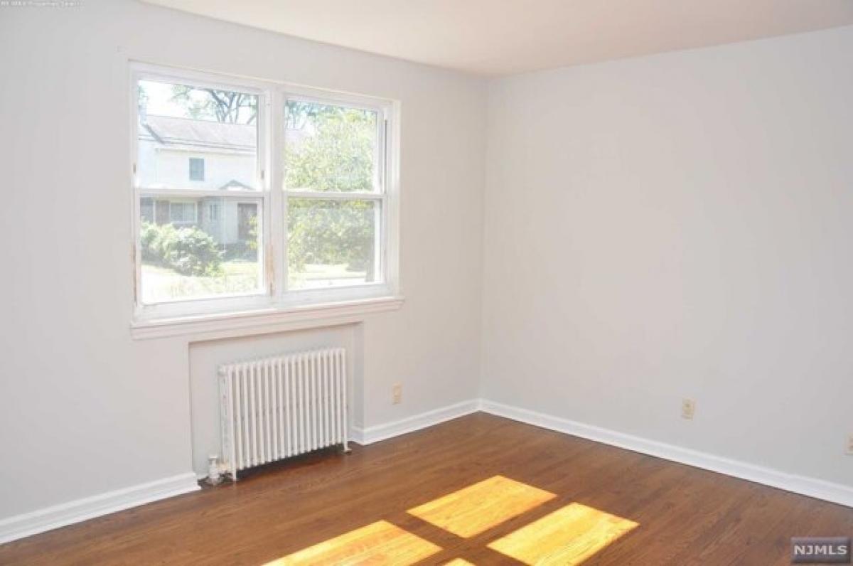 Picture of Home For Rent in Fair Lawn, New Jersey, United States