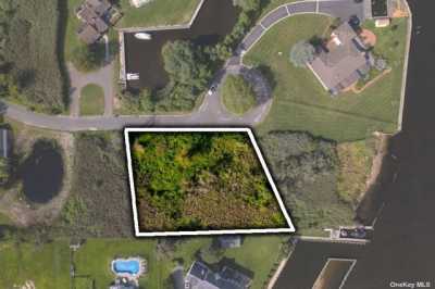 Residential Land For Sale in Bay Shore, New York