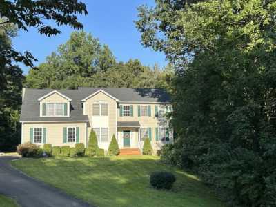 Home For Sale in Bethany, Connecticut