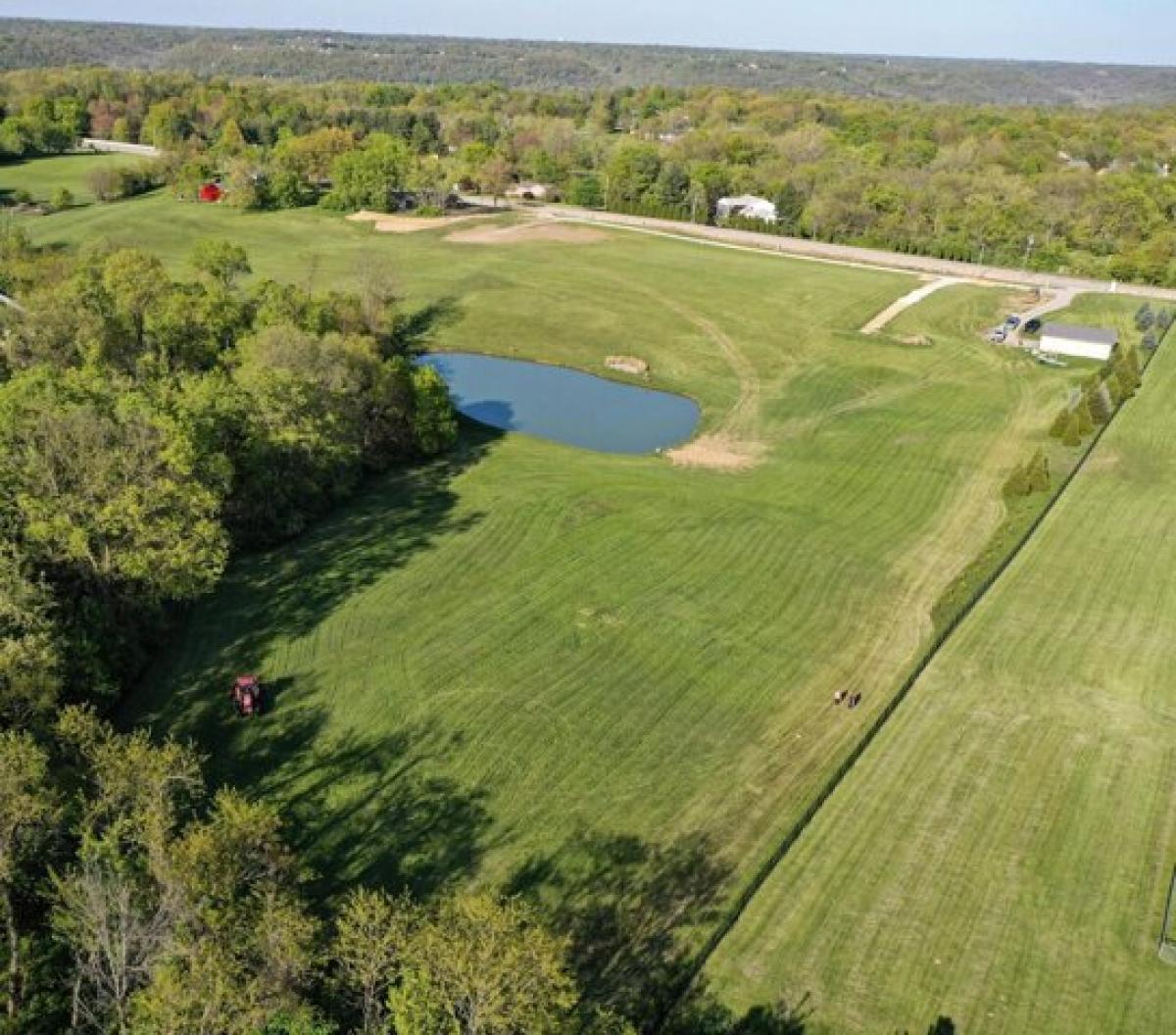 Picture of Residential Land For Sale in Hebron, Kentucky, United States