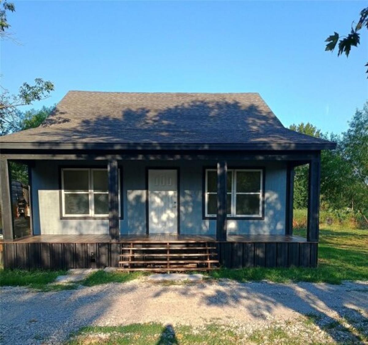 Picture of Home For Sale in Claremore, Oklahoma, United States