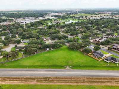 Residential Land For Sale in El Campo, Texas