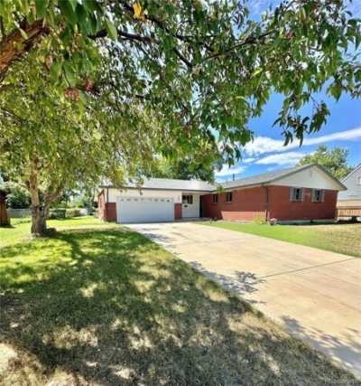 Home For Sale in Centennial, Colorado