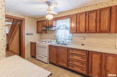 Home For Sale in Galesburg, Illinois