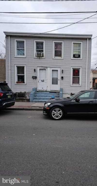 Home For Rent in Trenton, New Jersey