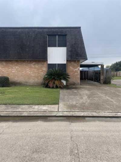 Home For Sale in Port Neches, Texas