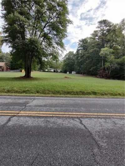 Residential Land For Sale in Suwanee, Georgia