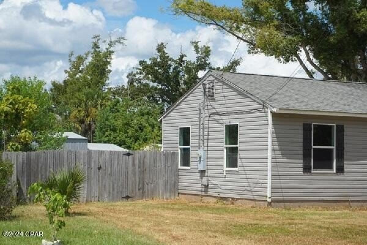 Picture of Home For Sale in Lynn Haven, Florida, United States