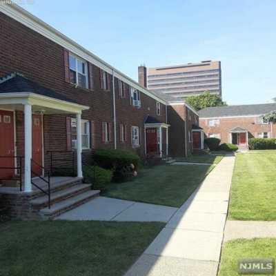 Apartment For Rent in Fort Lee, New Jersey