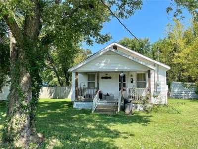 Home For Sale in Lebanon, Missouri