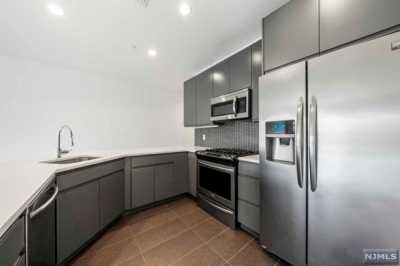 Apartment For Rent in Fort Lee, New Jersey