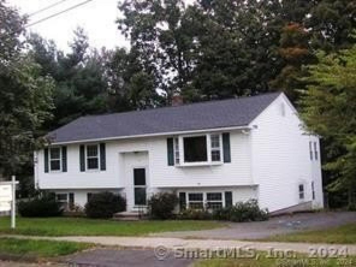 Picture of Home For Sale in Hamden, Connecticut, United States