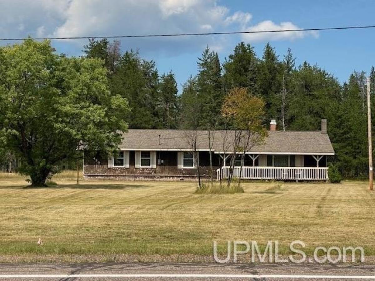 Picture of Home For Rent in Gwinn, Michigan, United States