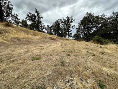 Residential Land For Sale in Roseburg, Oregon