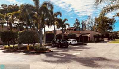 Home For Sale in Tamarac, Florida