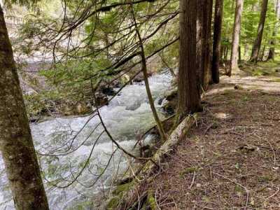 Residential Land For Sale in Mead, Washington