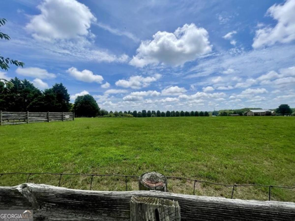 Picture of Residential Land For Sale in Monroe, Georgia, United States