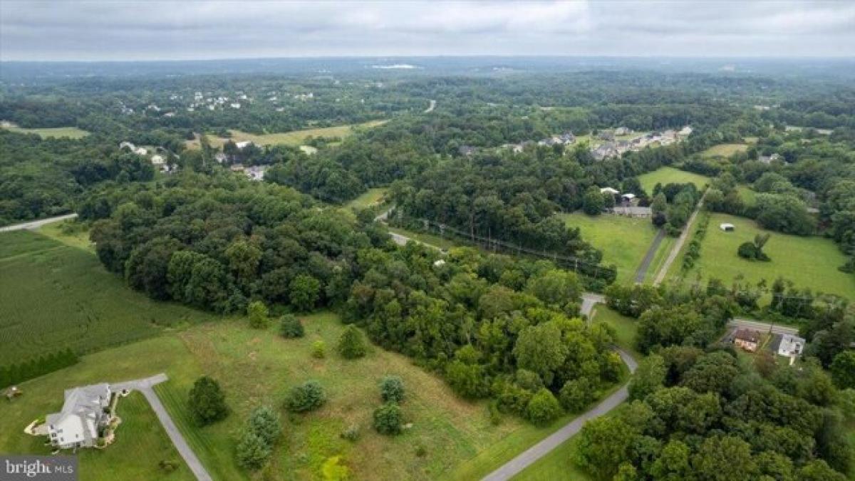 Picture of Residential Land For Sale in Cooksville, Maryland, United States