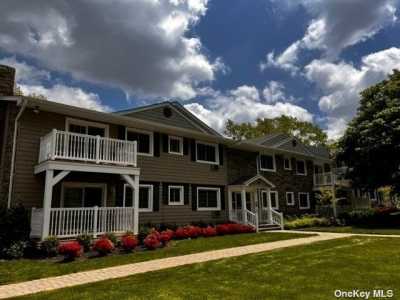 Apartment For Rent in Lake Grove, New York