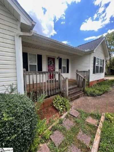 Home For Sale in Lyman, South Carolina