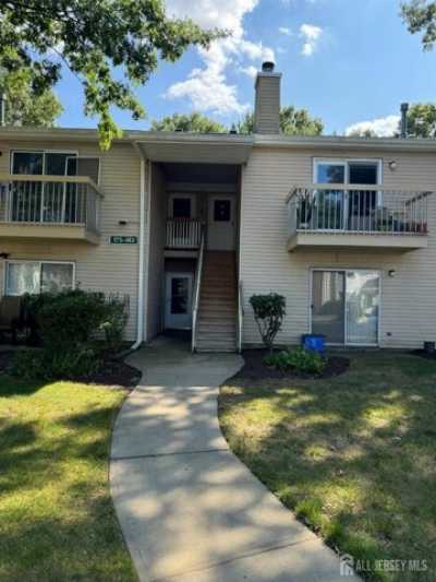 Home For Sale in East Brunswick, New Jersey