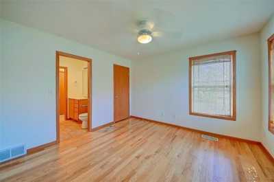 Home For Sale in Marion, Iowa