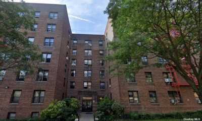 Home For Sale in Forest Hills, New York