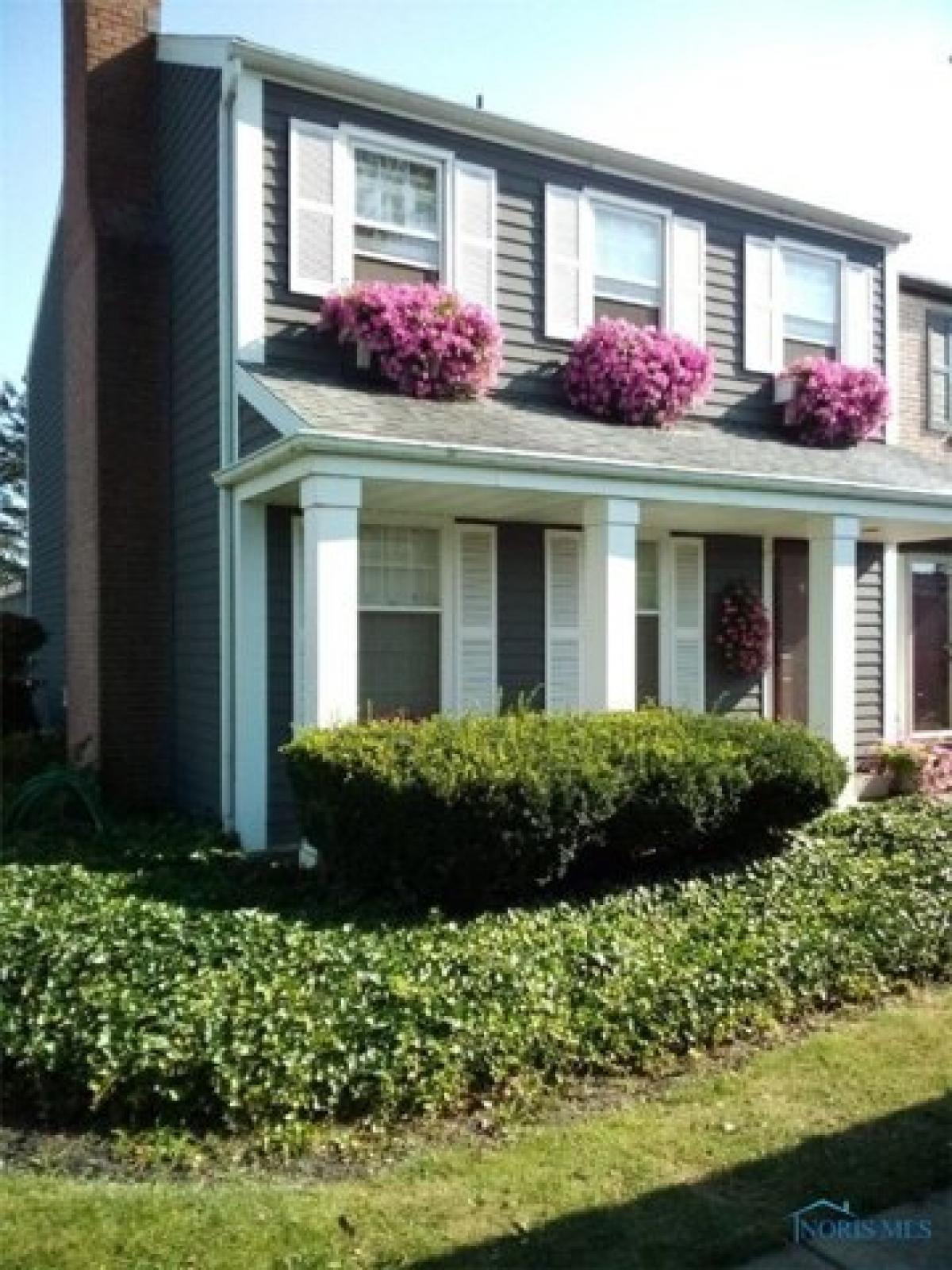 Picture of Home For Sale in Bowling Green, Ohio, United States