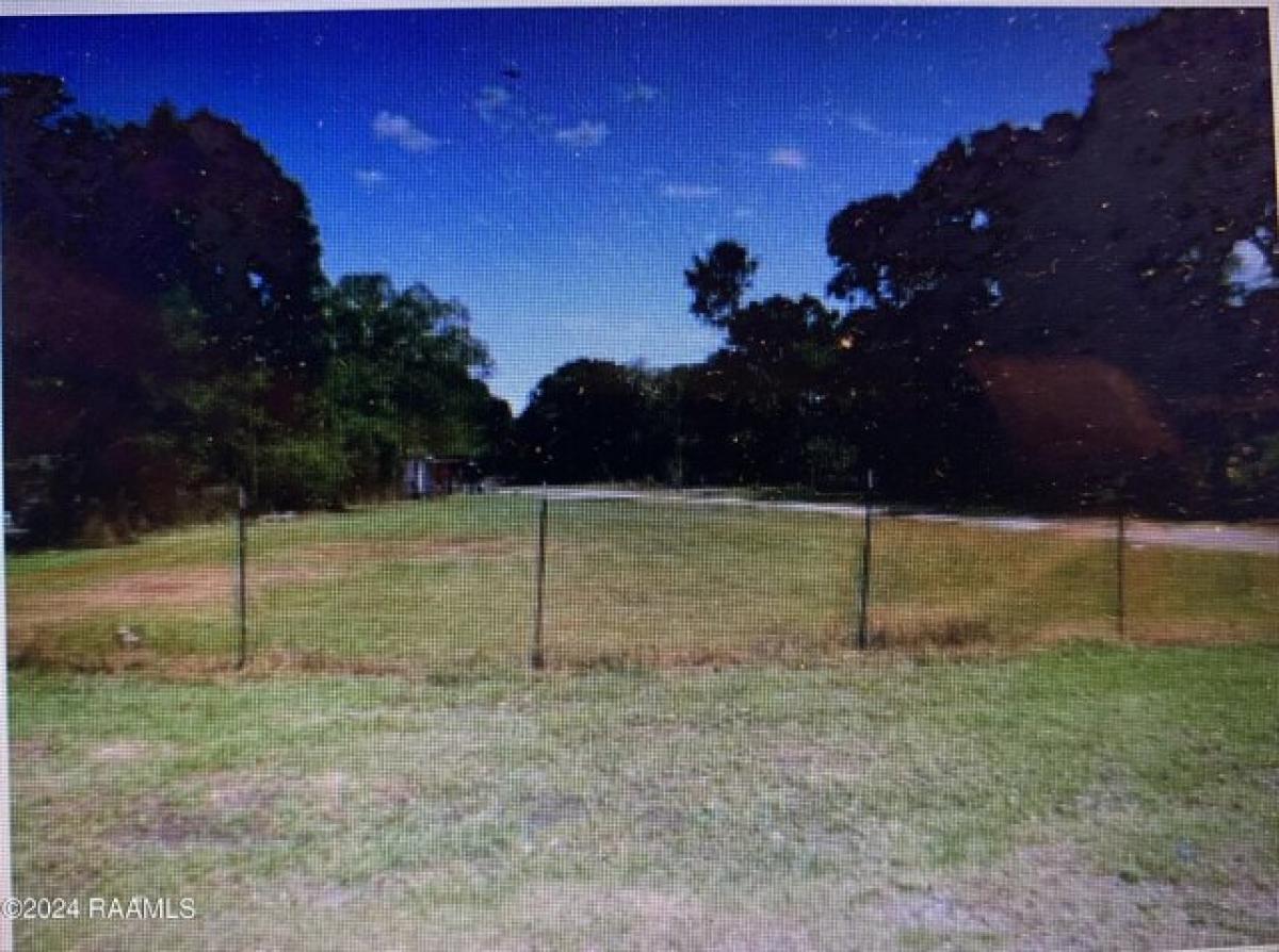 Picture of Residential Land For Sale in Lafayette, Louisiana, United States