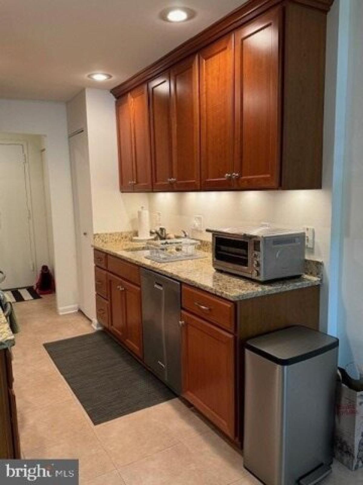 Picture of Apartment For Rent in Narberth, Pennsylvania, United States