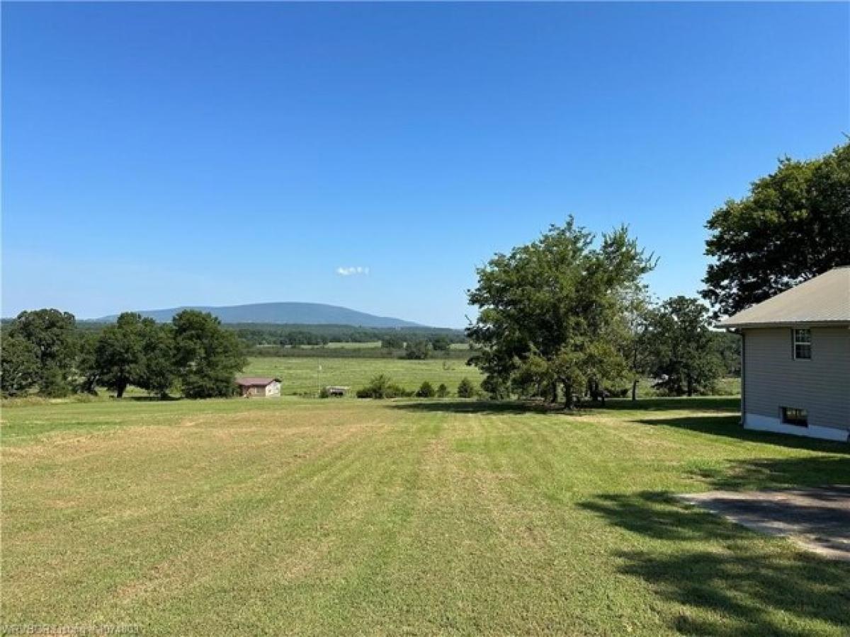 Picture of Home For Sale in Howe, Oklahoma, United States