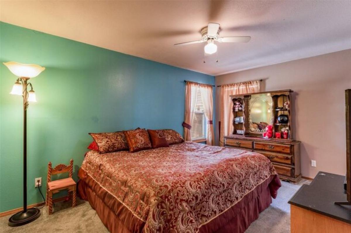 Picture of Home For Sale in Espanola, New Mexico, United States