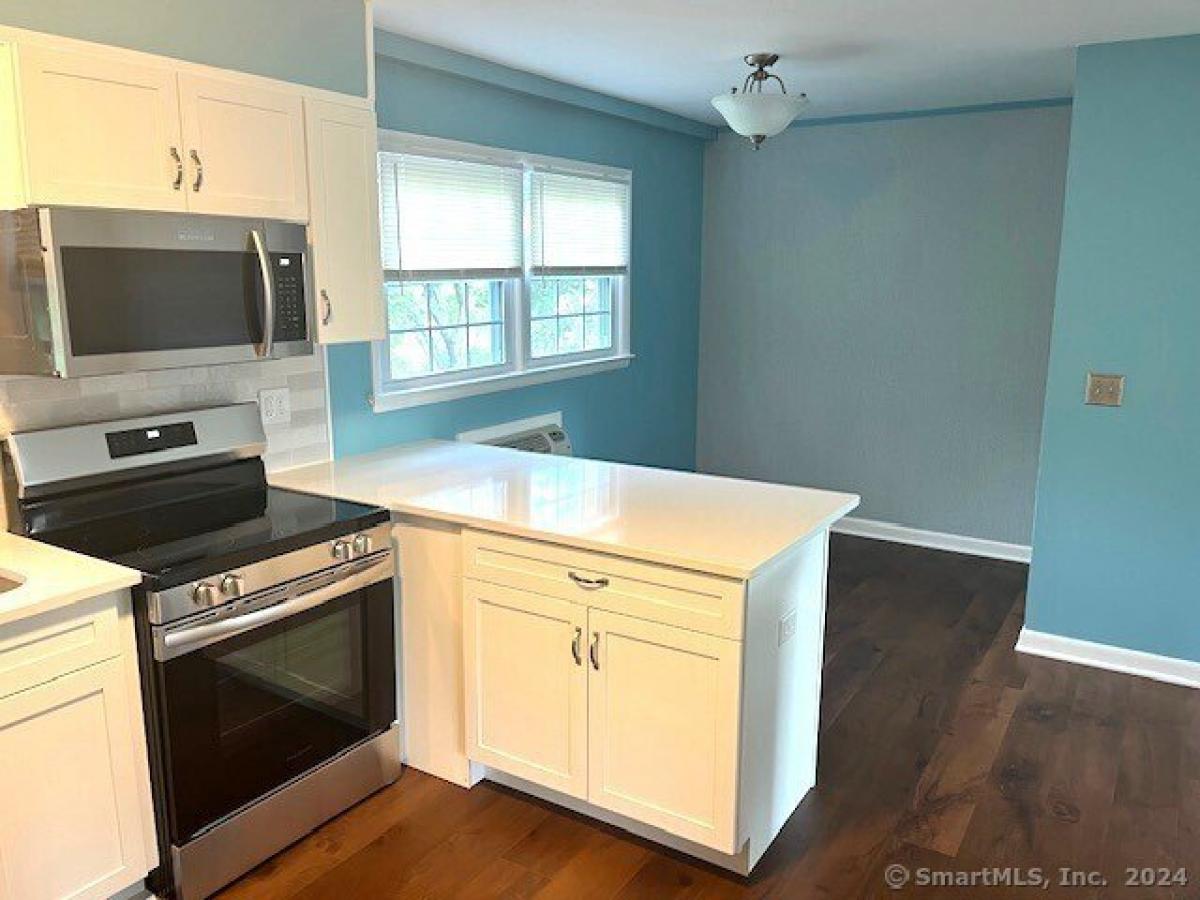 Picture of Home For Rent in New Milford, Connecticut, United States