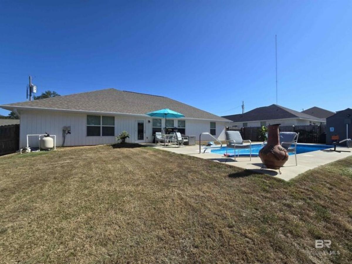 Picture of Home For Sale in Foley, Alabama, United States