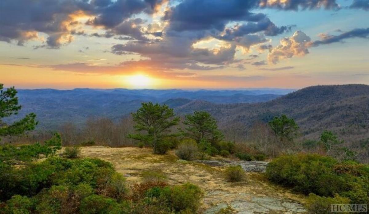 Picture of Residential Land For Sale in Scaly Mountain, North Carolina, United States