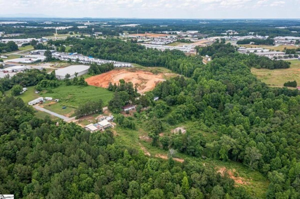 Picture of Residential Land For Sale in Duncan, South Carolina, United States