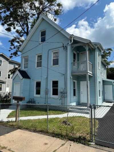 Home For Rent in Waterbury, Connecticut