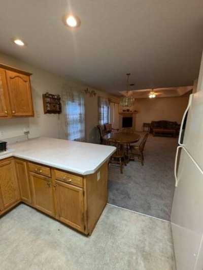 Home For Sale in Reeds Spring, Missouri